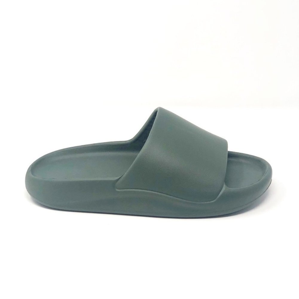 NEW Udtune Soft Slides Non Slip Lightweight Platform Sandals Dark Green Size 8-9